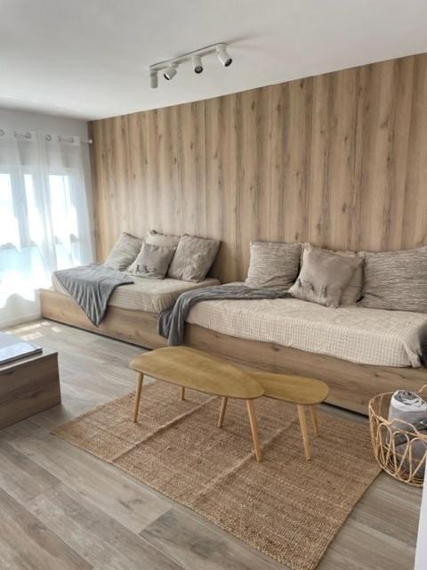 Precioso Apto Miami Playa: Beachfront Retreat With Wi-fi And Netflix *