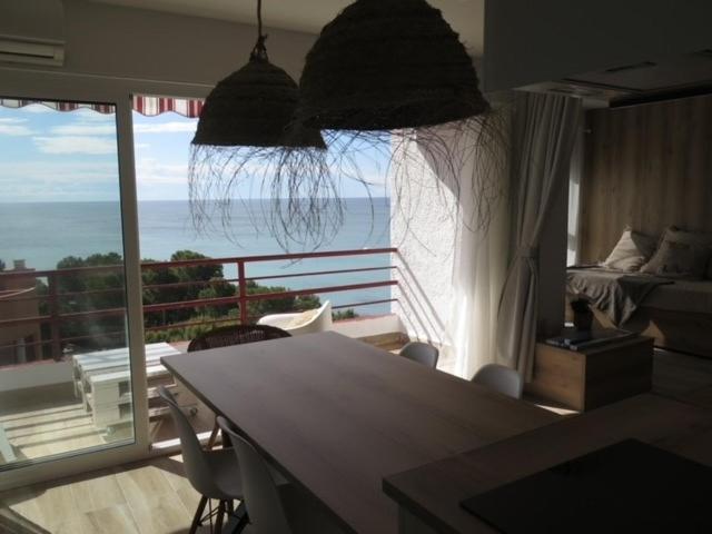 Precioso Apto Miami Playa: Beachfront Retreat With Wi-fi And Netflix *