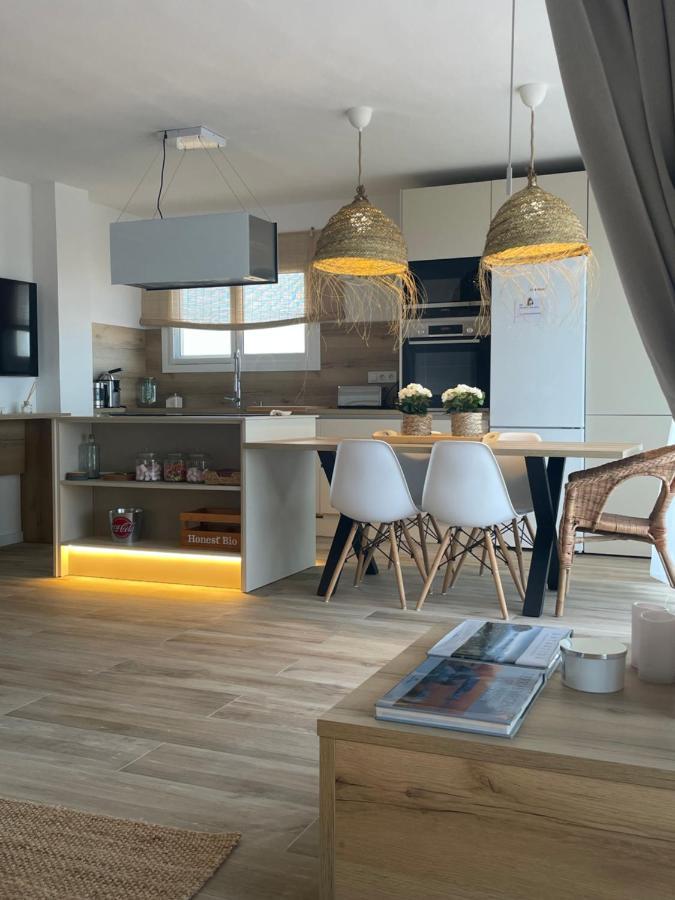 Precioso Apto Miami Playa: Beachfront Retreat With Wi-fi And Netflix Miami Playa